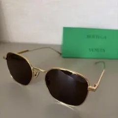 ボッテガヴェネタ BOTTEGA サングラス✨️ 美品✨️のサムネイル