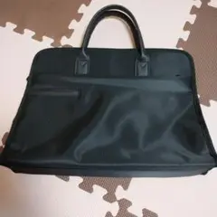 ブラックナイロンビジネスバッグ A4対応