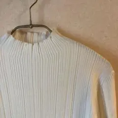 新品　未使用　Donnez-Moiハイネック　リブ編み　ホワイト　パール♪