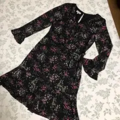 ローラアシュレイ ＊ ワンピース ドレス(少し…訳あり品です)