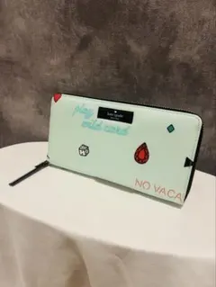 【美品】Kate spade ケイトスペード　長財布　レディース