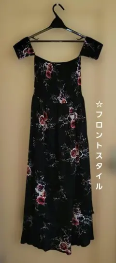 黒花柄ノースリーブ、フロントチューリップひざ丈ワンピースのサムネイル