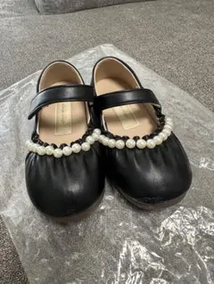 キッズフォーマルシューズ　ブラック　パール装飾