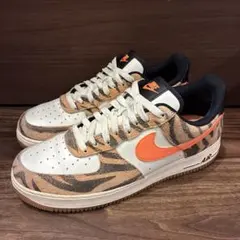 NIKE AIR FORCE 1 07 PREMIUM フォース1 ダクタリ