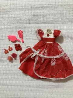 グリコおまけ　昭和　レトロ　パピーちゃん(花嫁さん　レースのドレス) グリコおまけ 昭和 レトロ パピーちゃん(花嫁さん レースのドレス