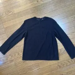 黒いレース長袖シャツ