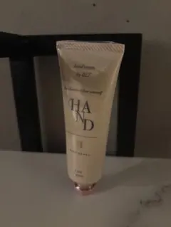 Her lip to ハンドクリーム NUDE PEARLのサムネイル