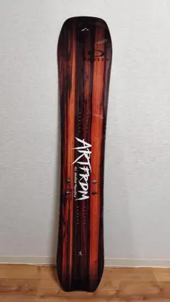 【希少超美品】NOVEMBER ARTFREEDOM 154cm スノーボード スノーボード板 November アートフリーダム 154 【公式通販】