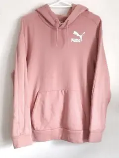 新品♡PUMAピンクパーカー限定レアカラー