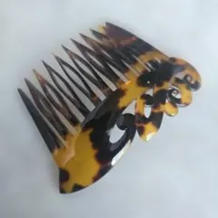 鼈甲 金蒔絵 櫛 モダン 紅葉 縞 - メルカリ