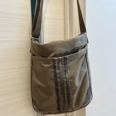 adidasショルダーバッグ