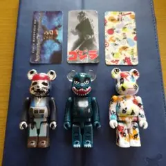 ベアブリック　シリーズ色々　3体セット