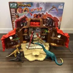 アニアキングダム　冒険大陸　爆裂変形バトルボルケーノ　【美品】