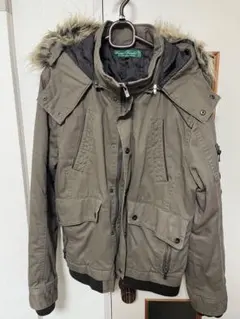 カーキ ジャケット Lサイズ
