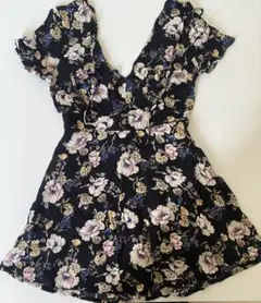 ワンピース　花柄　ブラック　Forever21 S
