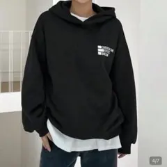 パーカー　スウェット　ブラックパーカー　S>M