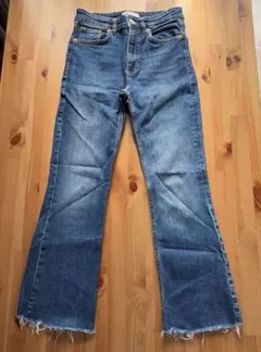 ZARA ダークブルー フレアカットデニム