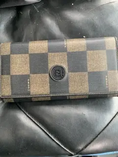 FENDI フェンディ 長財布 チェッカーフラッグ柄