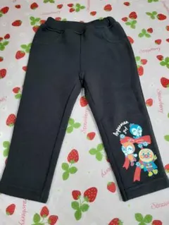 Y*x様 アンパンマン プリント 黒色パンツ90サイズ