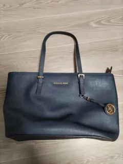 Item thumbnail for item 6ed07d58-8741-4892-8107-4ada4c588088