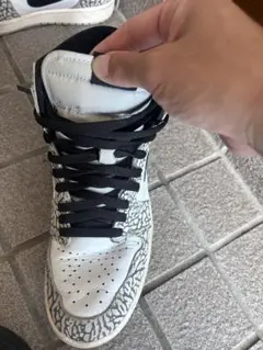 Nike Air Jordan 1 High ホワイトセメント