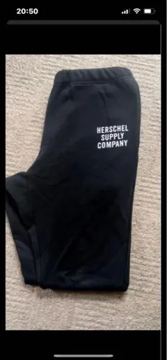 HERSCHEL ブラック ジョガーパンツ
