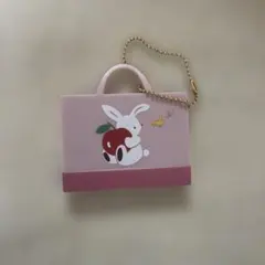 ファミリア familiar カプセルトイ デニムバッグ うさぎ ピンク - メルカリ