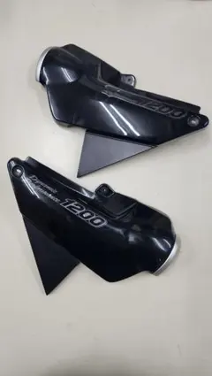 ジモモ様☆ヤマハXJR1200サイドカバー左右・テールカウル☆ - メルカリ