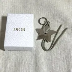 【新品】Dior ディオール ノベルティ キーホルダー ストラップ 星チャーム