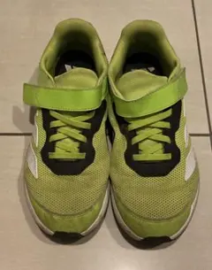 adidas　キッズスニーカー　イエロー　23センチ