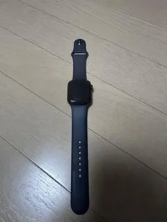 Apple Watch SE(第2世代) GPSモデル、 40mmケミッドナイト