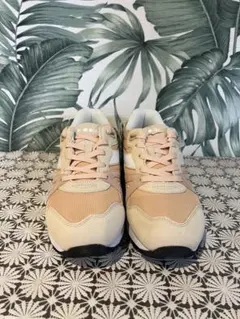 イタリア　diadora カジュアルスニーカー ベージュ