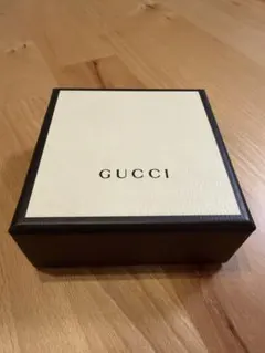 GUCCI Gロゴ シルバーリング 箱・保存袋付きのサムネイル
