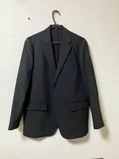 UNIQLO /ユニクロ　感動ジャケット　黒のサムネイル
