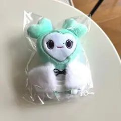 TWICE LOVELYS バックチャーム MIVELY ミナ