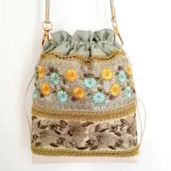 1点のみ　インド刺繍　バッグ　ポシェット　ショルダーバッグ　インドリボン　巾着
