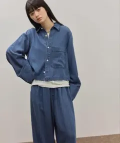 今季 26SS アダムエロペ ライトデニムシャツ ブラックのサムネイル