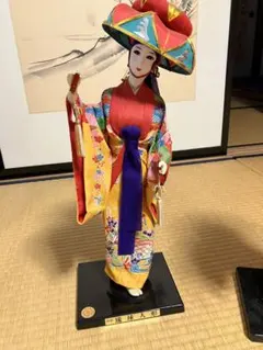 伝統的な日本人形 約30cm