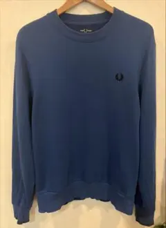 FRED PERRY クルーネックスウェット　ブルー刺繍 Mサイズ