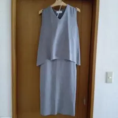 Mila Owenグレー ノースリーブ Vネック セットアップ