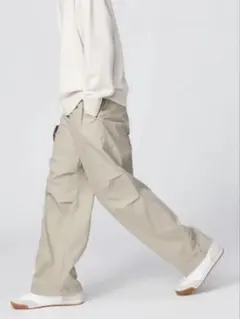 UNIQLO:C ワイドパラシュートパンツ