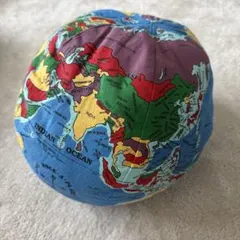 PAPER SKYの地図地球儀クッション