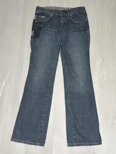 Item thumbnail for item e56a6ebe-d330-4c88-a3bf-90ec602f4449