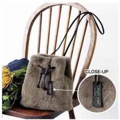 コンジェ ぺイエ アデュー トリステス ふんわりファーの2way巾着バッグ