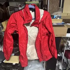 赤 フード付き マウンテンパーカー