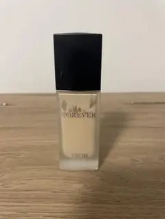 Dior skin forever フルイドマット　0N
