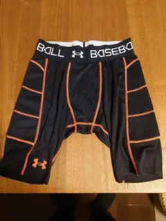 スライディングパンツ