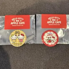 ハローキティ　韓国限定　APPLECAFE アクリルチャーム　缶バッジ　２個