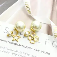 アシンメトリー デザイン パール ピアス