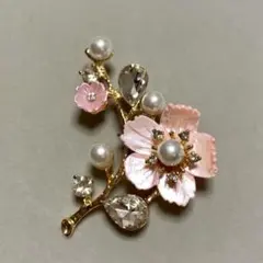 新品 ブローチ パール 桜 サクラ さくら ピンク 花 華やか 綺麗 可愛 上品